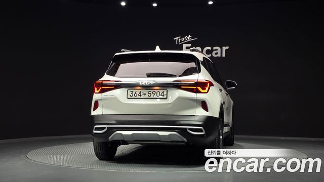 Kia Seltos 2023 — photo 4