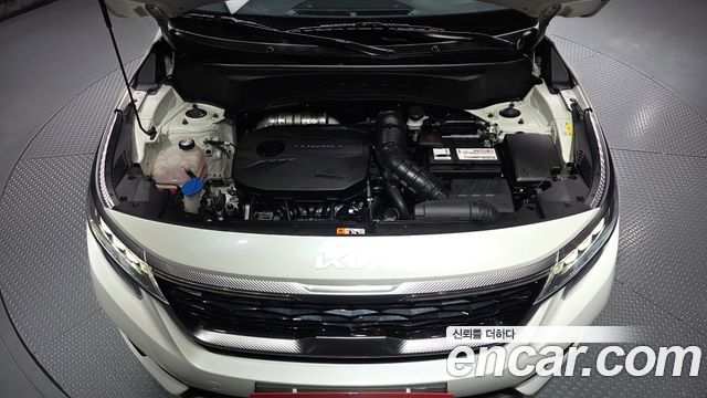 Kia Seltos 2023 — photo 6