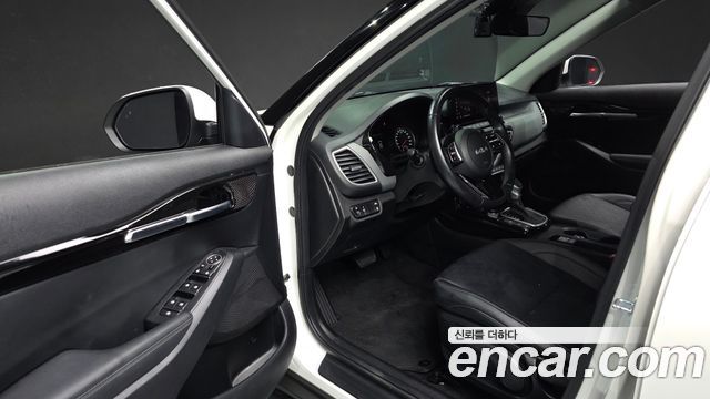 Kia Seltos 2023 — photo 13