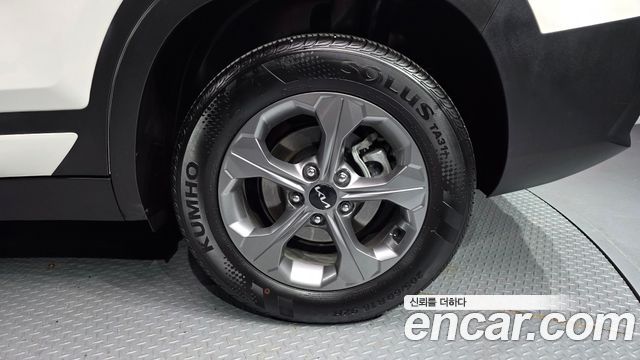 Kia Seltos 2023 — photo 7