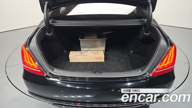 Genesis EQ900 2016 — photo 20