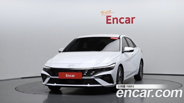 Hyundai AVANTE 2024 — photo 3