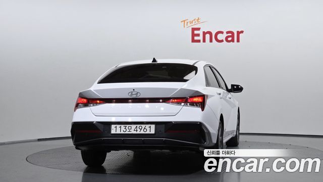 Hyundai AVANTE 2024 — photo 4