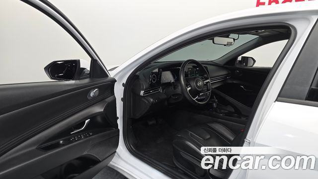 Hyundai AVANTE 2024 — photo 13