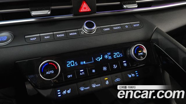 Hyundai AVANTE 2024 — photo 24