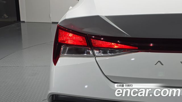 Hyundai AVANTE 2024 — photo 9