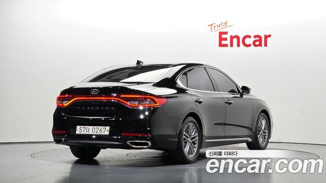 Hyundai Grandeur 2017 — photo 2