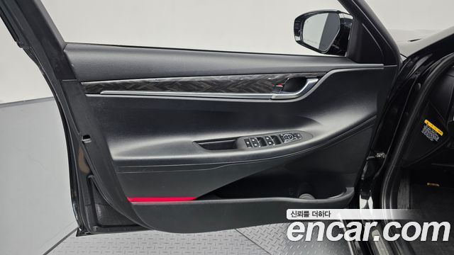 Hyundai Grandeur 2017 — photo 14