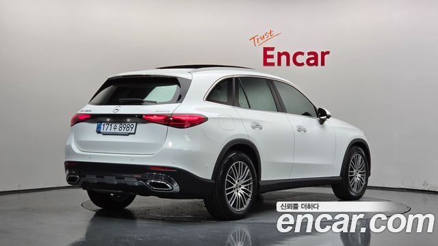 Mercedes-Benz GLC-Class 2026 — photo 2