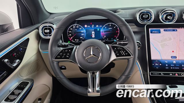 Mercedes-Benz GLC-Class 2026 — photo 19