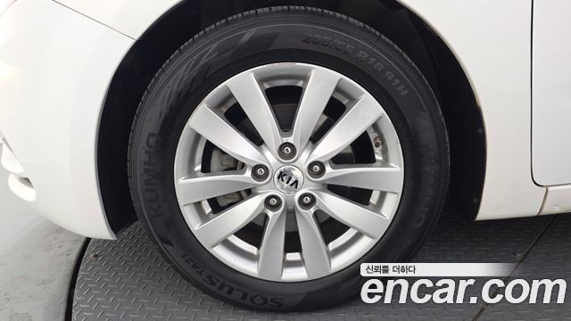 Kia K3 2015 — photo 5