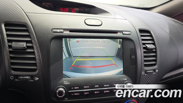 Kia K3 2015 — photo 16