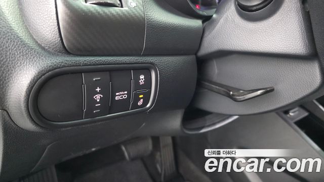 Kia K3 2015 — photo 18