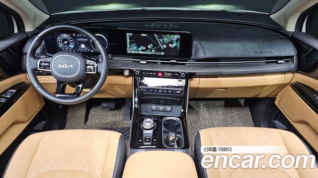 Kia Canival 2023 — photo 10