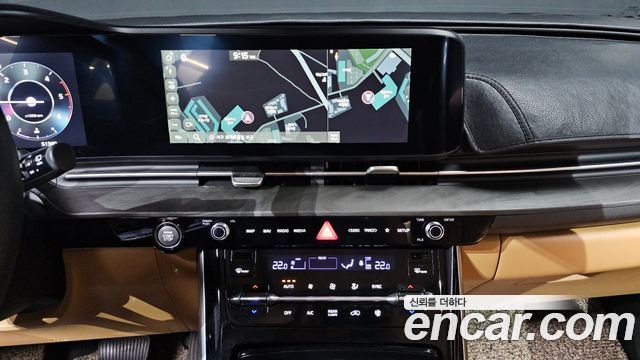 Kia Canival 2023 — photo 18