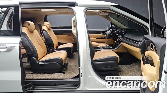 Kia Canival 2023 — photo 23
