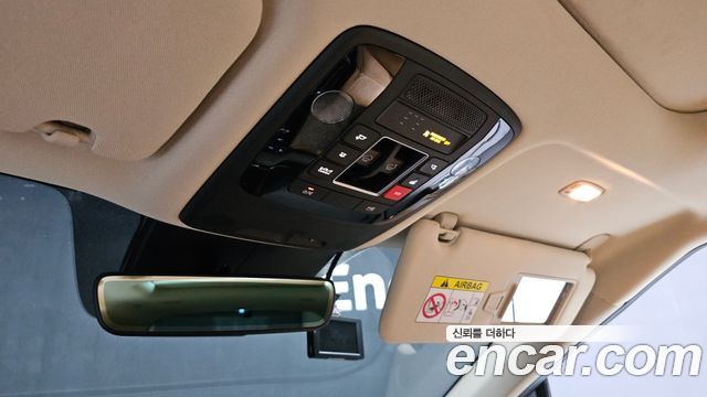 Kia Canival 2023 — photo 24