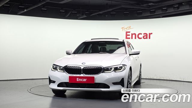 BMW 3-Series 2019 — photo 3