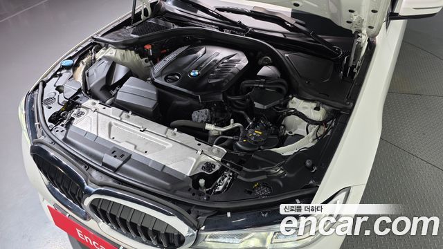 BMW 3-Series 2019 — photo 6