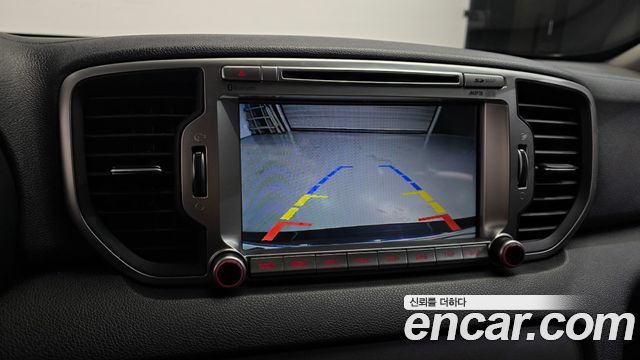 Kia Sportage 2016 — photo 16