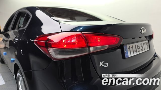 Kia K3 2017 — photo 9