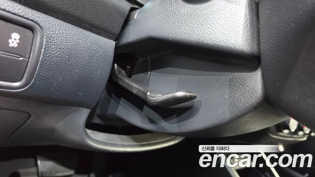 Kia K3 2017 — photo 30
