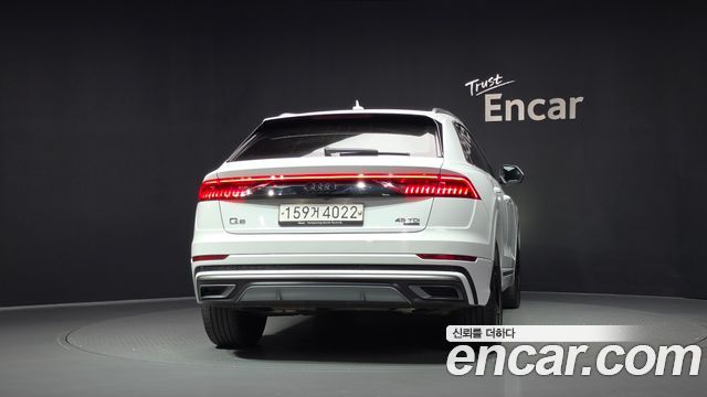 Audi Q8 2020 — photo 4