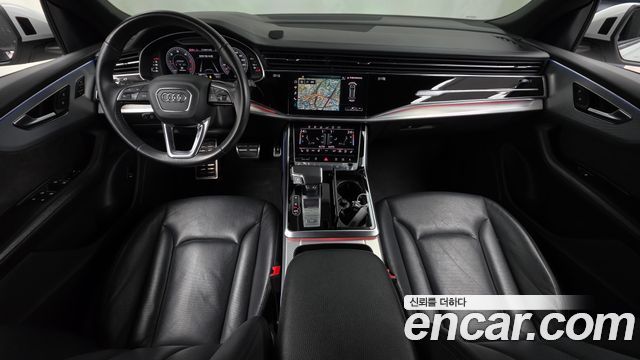 Audi Q8 2020 — photo 7