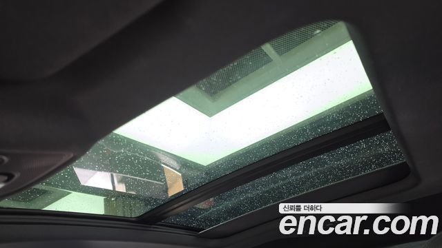 Audi Q8 2020 — photo 18
