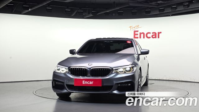 BMW 5-Series 2017 — photo 3