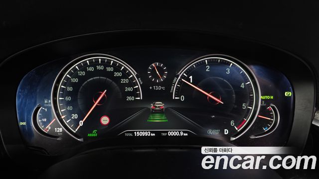 BMW 5-Series 2017 — photo 8