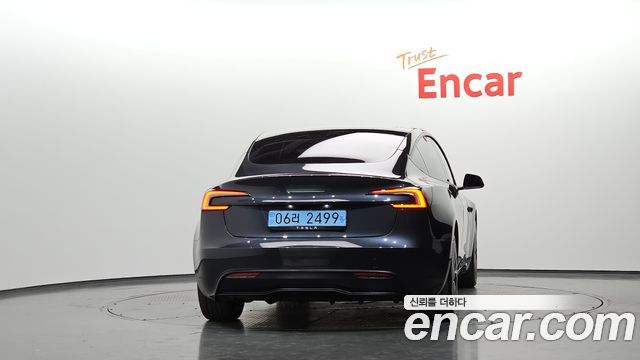 Tesla Model 3 2026 — photo 4