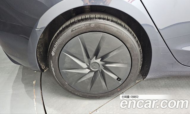 Tesla Model 3 2026 — photo 5