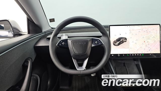 Tesla Model 3 2026 — photo 18