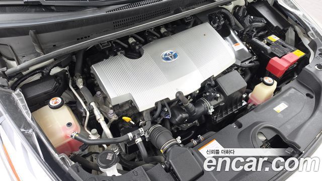 Toyota Prius 2018 — photo 6