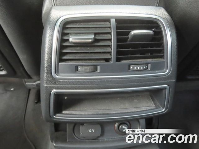 Mercedes-Benz E-Class 2015 — photo 11