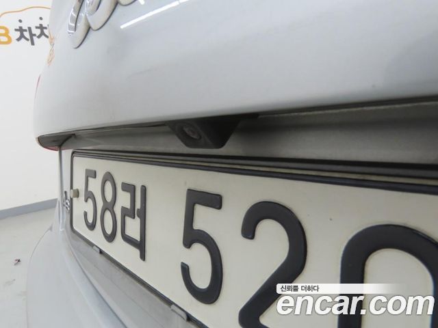 Mercedes-Benz E-Class 2015 — photo 18