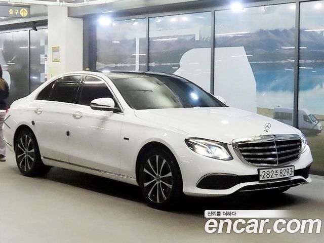 Mercedes-Benz E-Class 2019 — photo 1