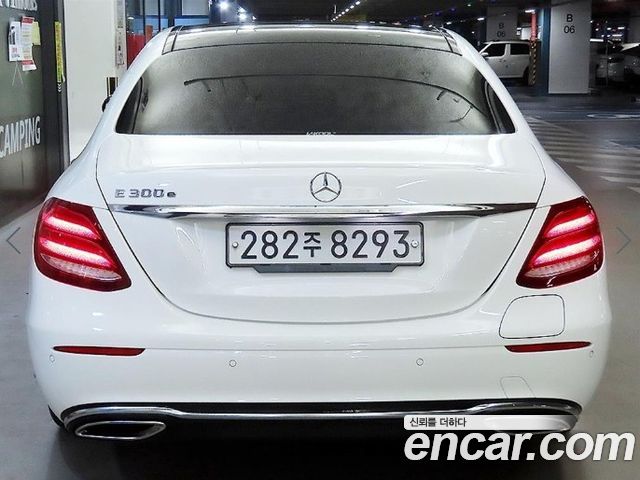 Mercedes-Benz E-Class 2019 — photo 5
