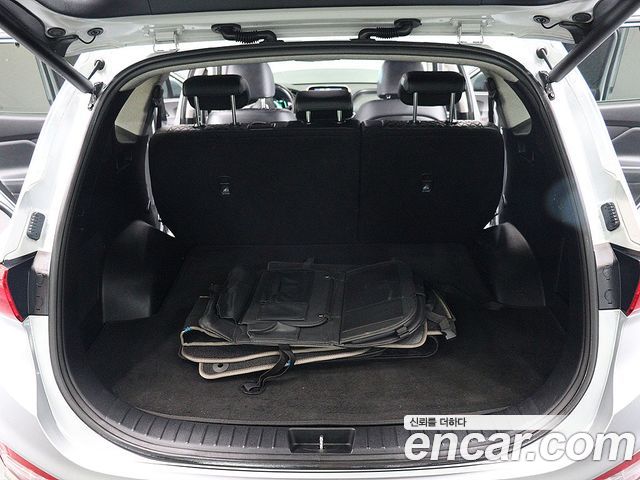 Hyundai Santafe 2019 — photo 20