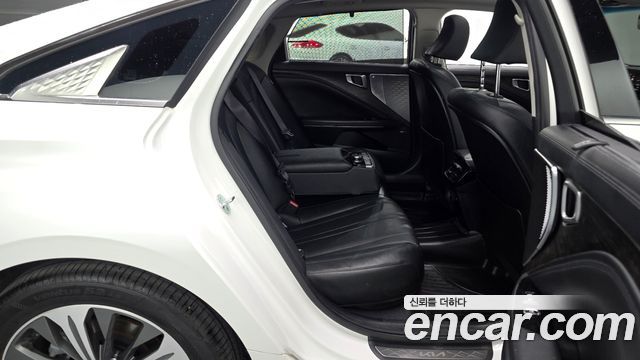 Kia K8 2023 — photo 17