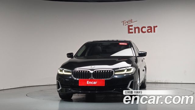 BMW 5-Series 2021 — photo 3
