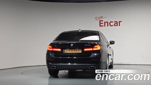 BMW 5-Series 2021 — photo 4