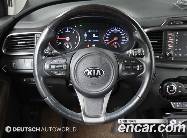 Kia Sorento 2016 — photo 14
