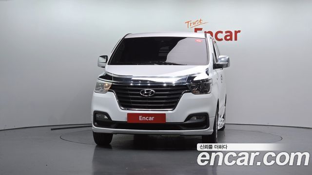 Hyundai Starex 2019 — photo 3