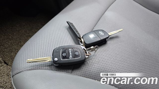 Hyundai Starex 2019 — photo 21