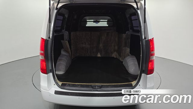 Hyundai Starex 2019 — photo 22