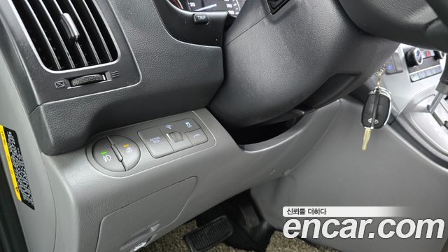 Hyundai Starex 2019 — photo 24