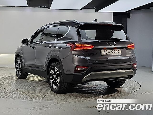 Hyundai Santafe 2019 — photo 3
