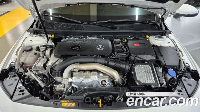 Mercedes-Benz CLA-Class 2025 — photo 6